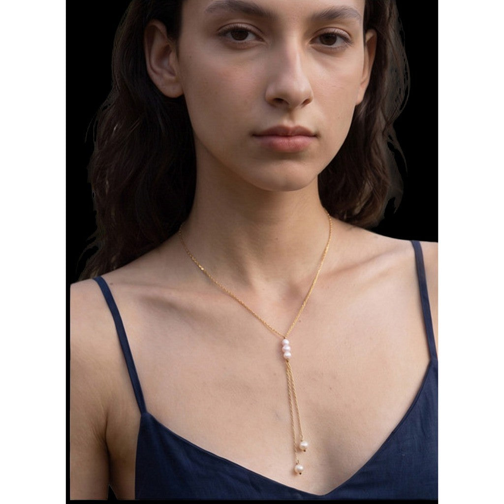 Suzu Necklace