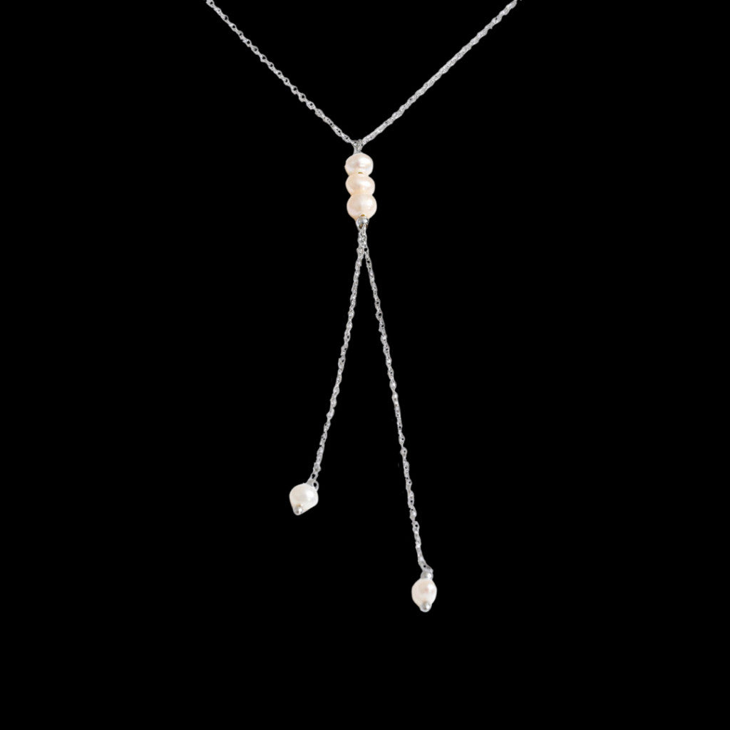 Suzu Necklace