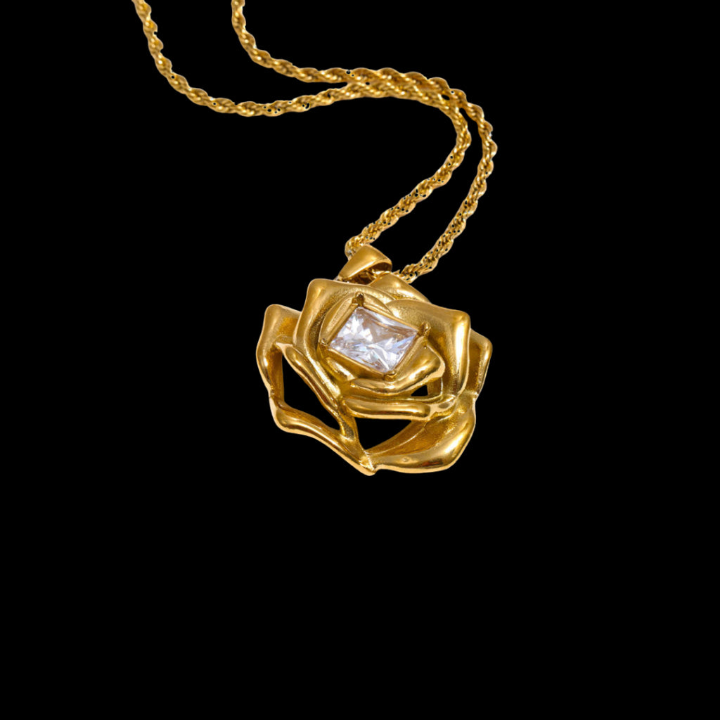 Rausu Necklace