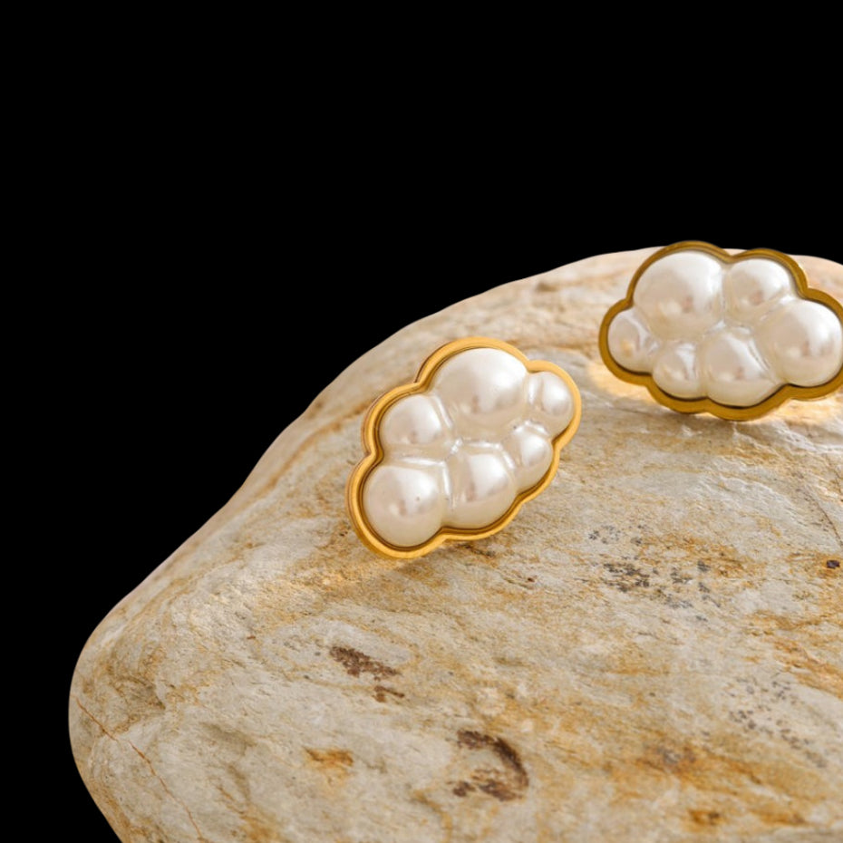 Lolos Earrings