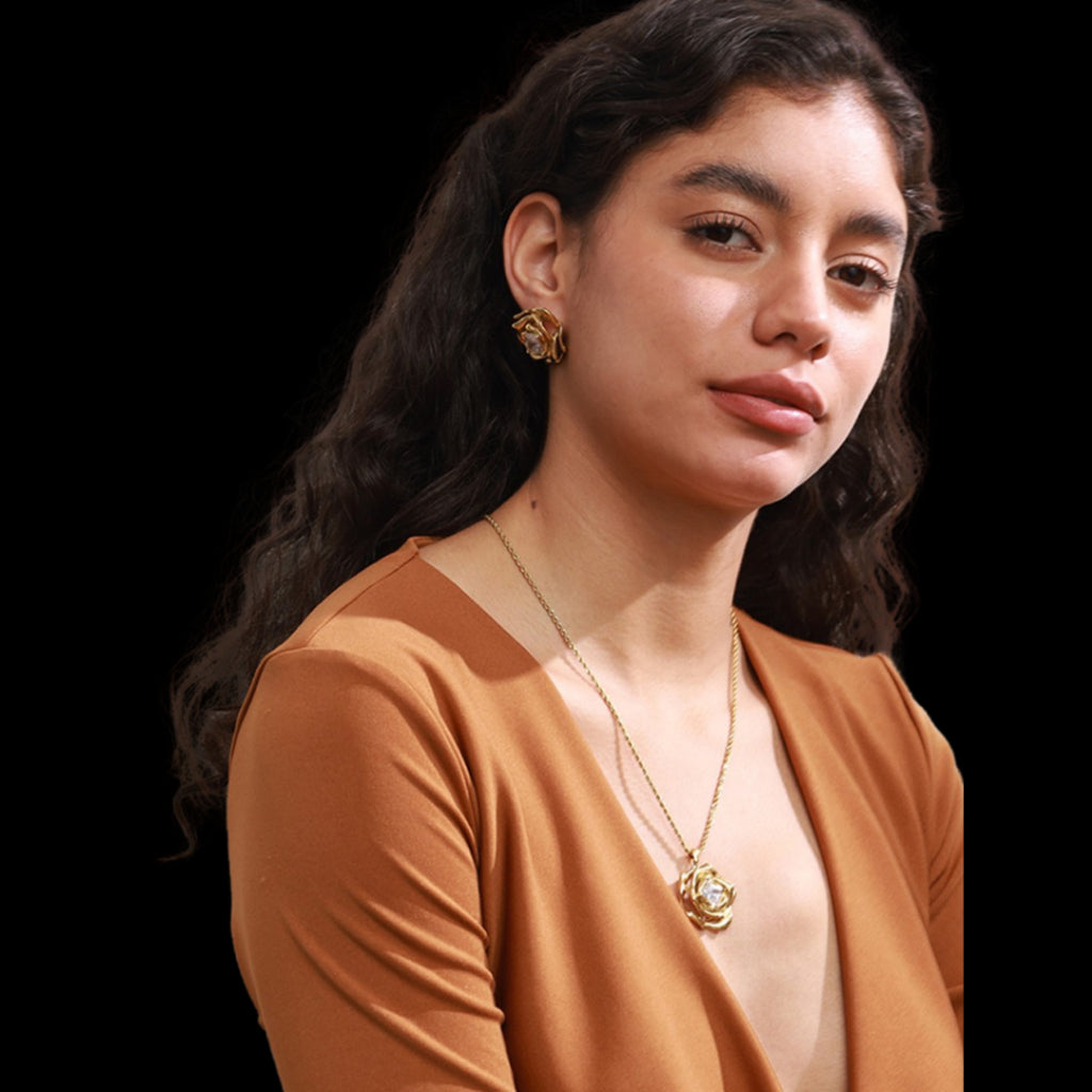 Rausu Necklace