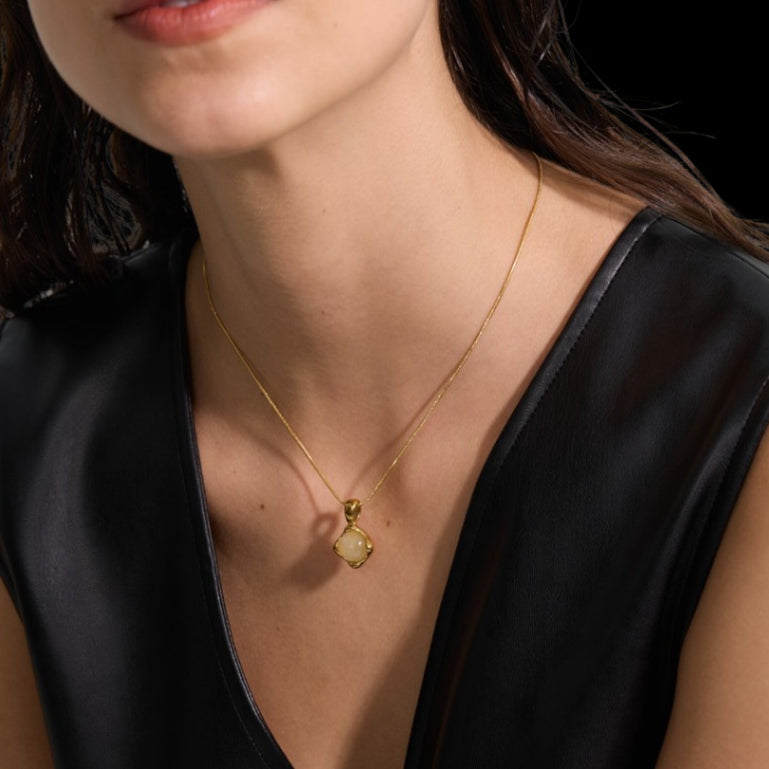 Mowa Necklace