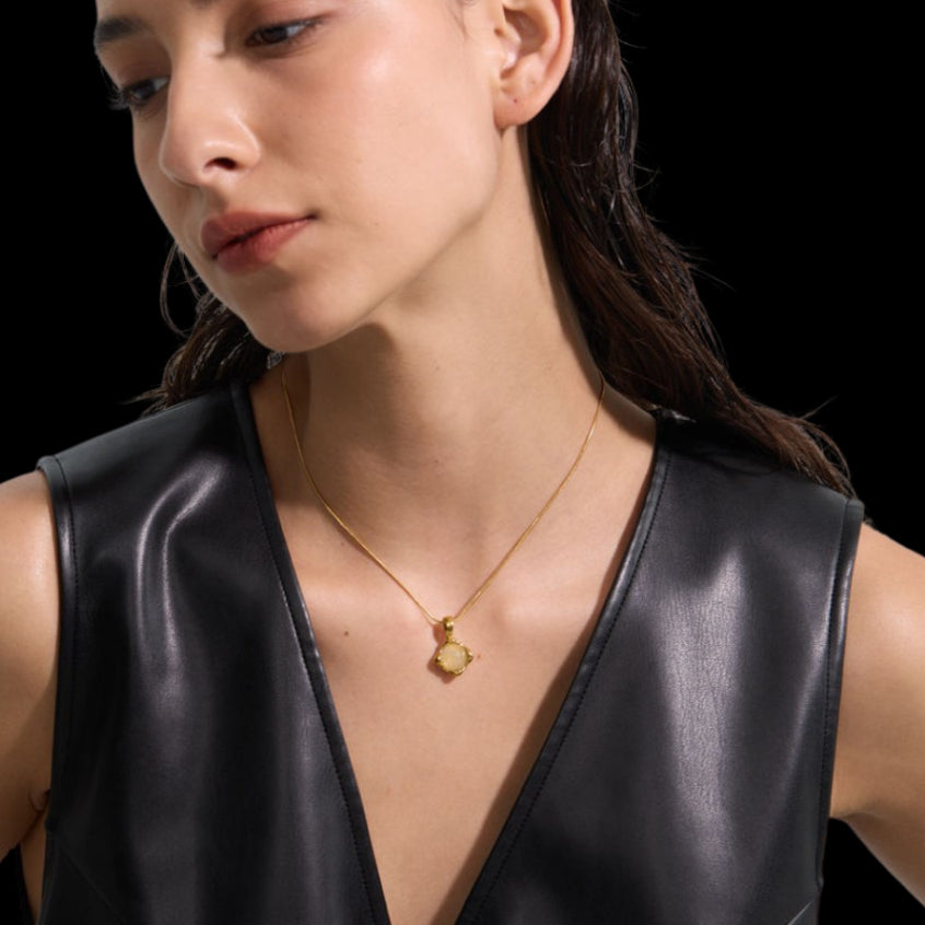 Mowa Necklace
