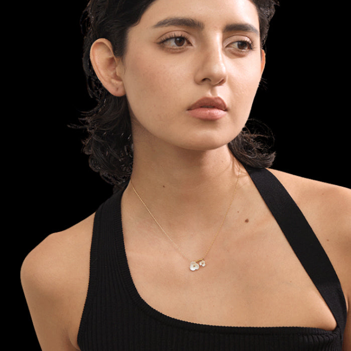 Akako Necklace