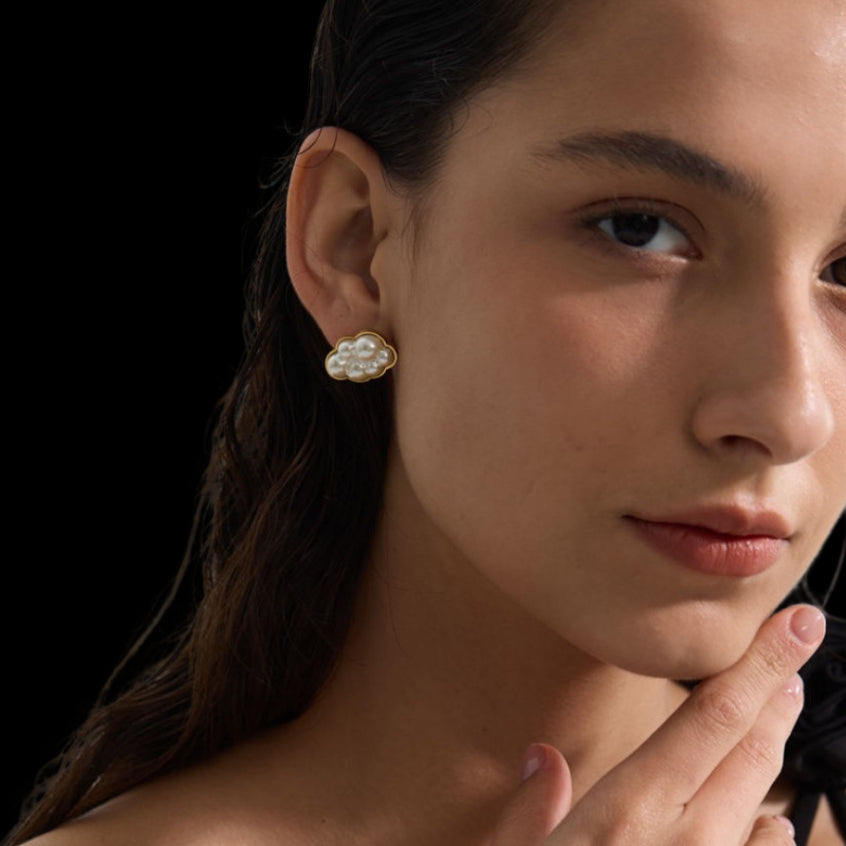 Lolos Earrings