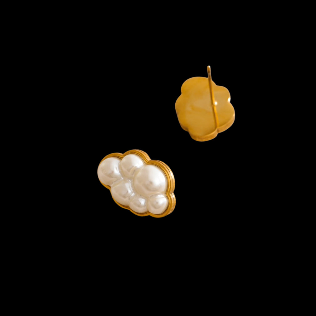 Lolos Earrings