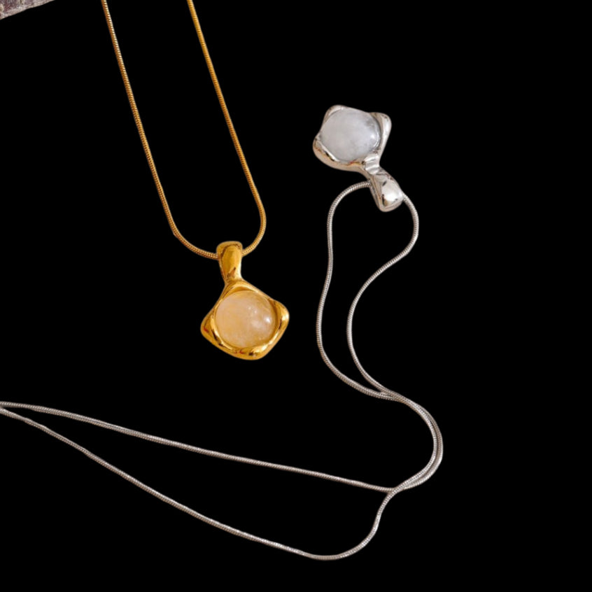 Mowa Necklace