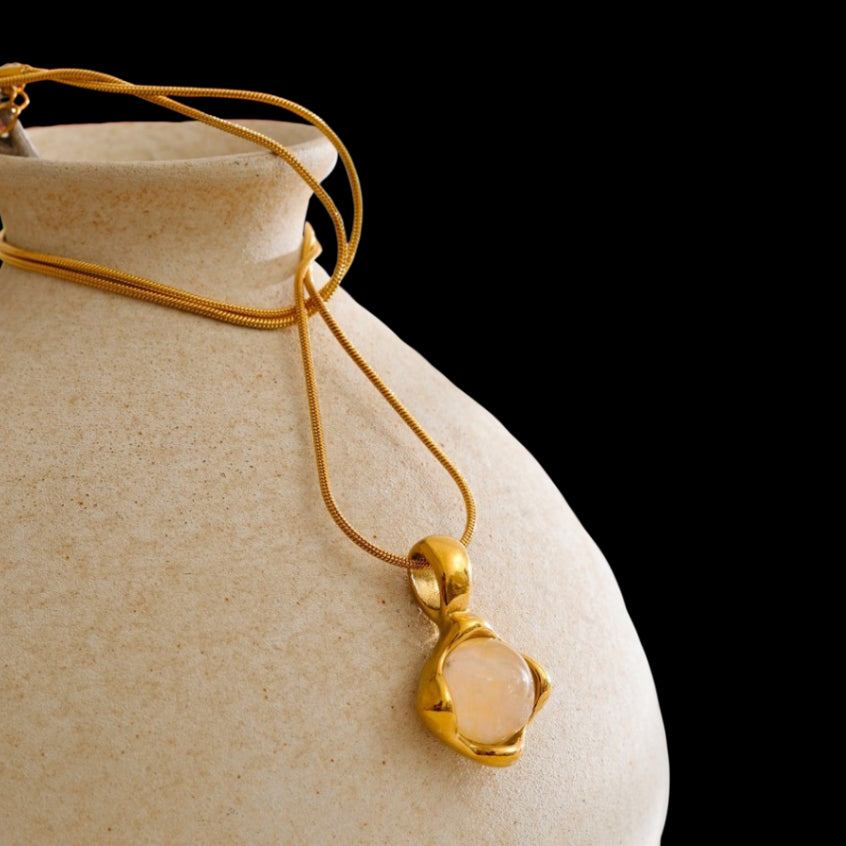 Mowa Necklace