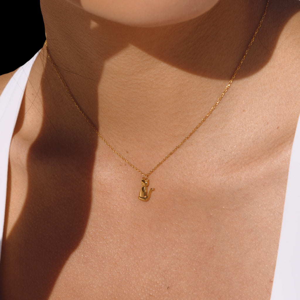 Pluck Necklace