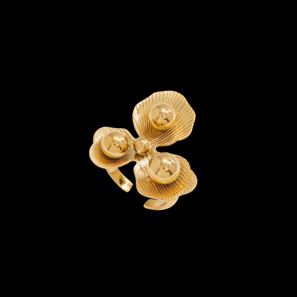 Daze Ring