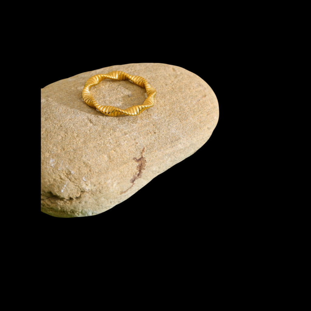 Neith Ring